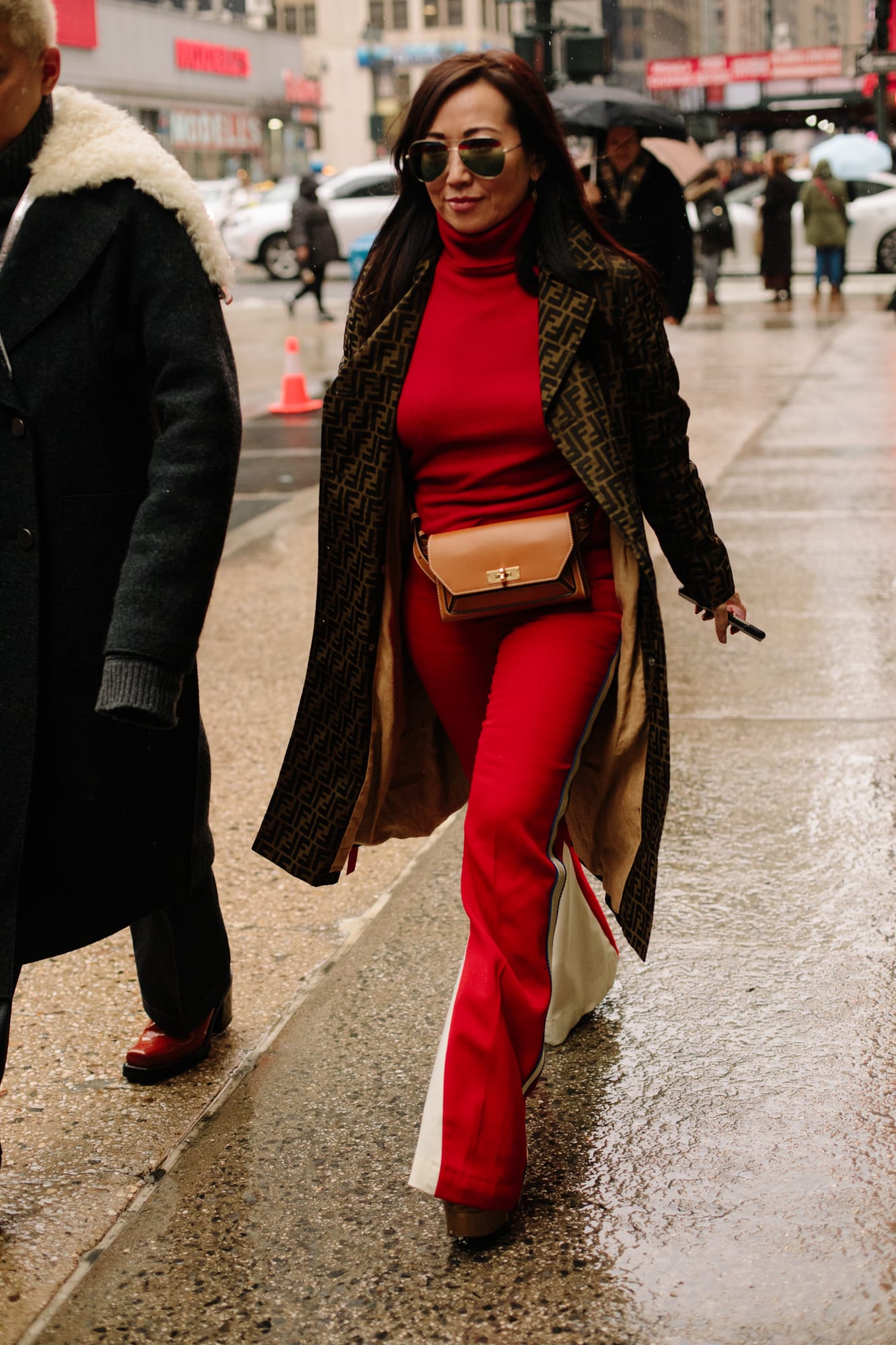 new-york-fashion-week-street-style-fall-2018-day-4-13
